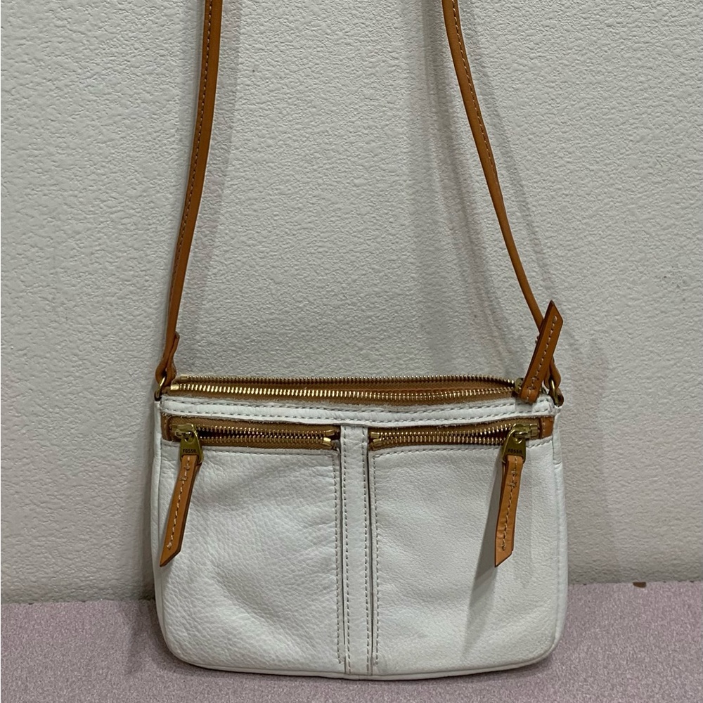 Fossil Elise Cream Crossbody Pebbled Leather